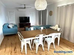 72 Bombala Crescent - Image 2