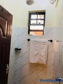 Fully furnished apt Eldoret 5 mins drive to Rupa Mall, - Image 5