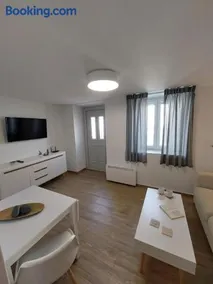 Sweet & Cosy Αpartment in Chora's old town - Image 1