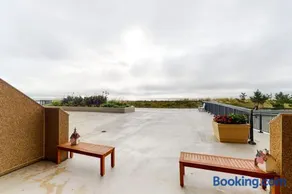 Sea Colony Ocean 1st floor condo with pools private beach & free WiFi - Image 2