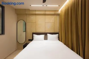 Emerald Skyline | 1 BHK Apartment | Cozy & Quite - Image 1