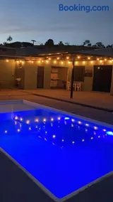 Espaço Mattigor, Chácara mil m2, piscina grande com prainha e vista deslumbrante - Image 1