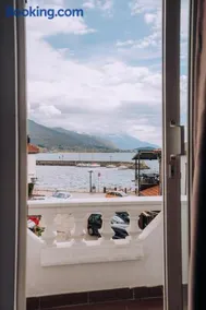 District&Villa De Lago - Image 1