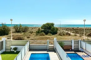 Casa frente al mar con piscina privada - Image 1