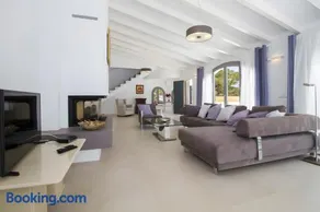 Casa Blanca - Image 4