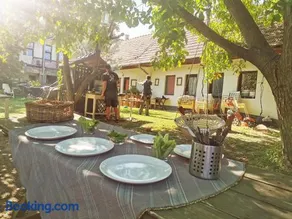 Kisvasút Közösségi Vendégház Szokolya - Image 3