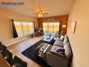 K-State Townhome at Colbert Hills with Hilltop Views - Image 1