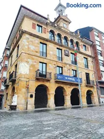 Apartamento frente al ayuntamiento de Bermeo - Image 1