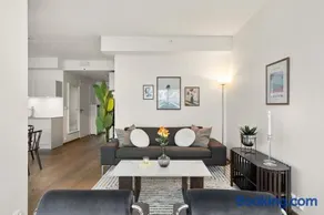 Unmatched Location - Front Row Fjord Apartment - 2 Bedrooms - Image 3