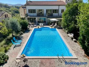 Luxury Mountain Villa with Pool & Beautiful Views in Puglia - Image 1