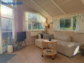 Inviting Summer House On Scenic Røsnæs - Image 4