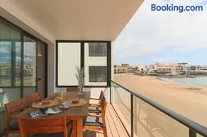 Extra Luxurious Apartment on the Beachfront. - Image 5
