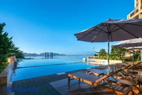 Sanya Golden Phoenix Seaview Hotel - Image 3