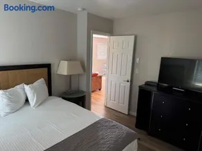 The Lake Huron Resort - Image 4