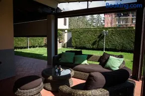 Il Villino di Pescia Tuscan Villa with Private Garden - Image 2
