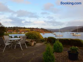 2 Bed in Lochgilphead oc-ag692 - Image 2