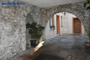 Apartment in Brezzo di Bedero - via Roma 53 - Image 3