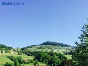 Gîte montagnard confortable avec terrasse et WIFI - Image 2