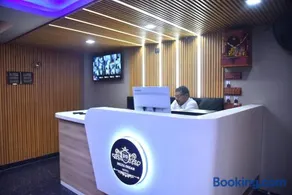 Hotel delta dream - Image 1