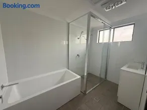 The Cove - Image 3