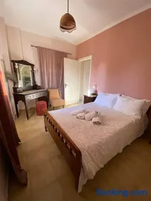 Palaiopolis house - Image 1
