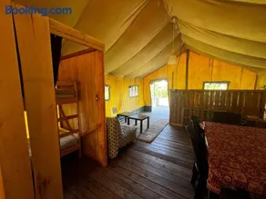 Camping Lézard Vacances - Tente Safari Papillon - Image 3