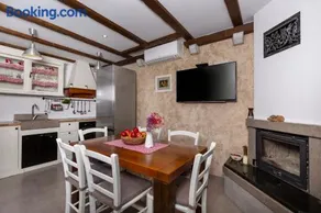 Holiday House - Old Olive - Image 5