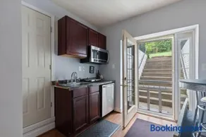 Apartment in Basement - Image 2
