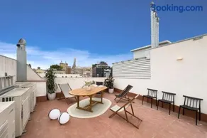 Urban Oasis Apartments & Suites - Image 3