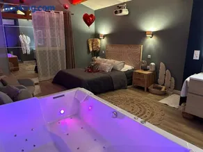 Mas Hinaiti - Suite romantique avec Spa et écran géant de cinéma - Image 1