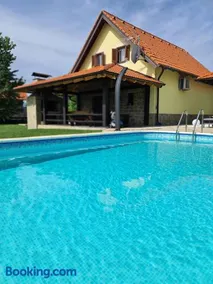 SPA HOLIDAY HOUSE REŽEK - Lovinac - Image 3