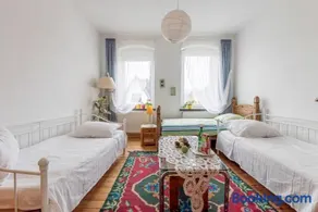 Private Rooms - Image 2