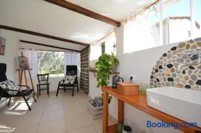 le cabanon de l'olivette - Image 1