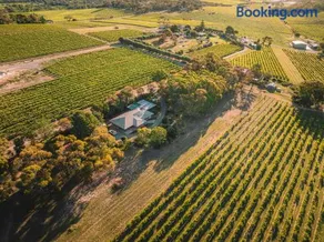 Vineyard Retreat in the Heart of McLaren Vale - Image 1