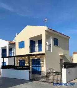 Bluebell Villa - Image 2