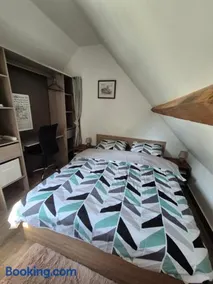 chambre indépendante chez l'habitant plein centre de Sainte Mère église - Image 1