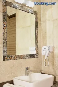 Anna Pousi Studios & Apartment - Image 2
