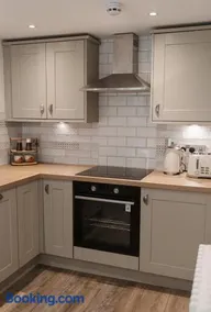 Apartment at 68 - Image 3