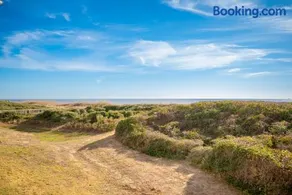 Dune Our Thing by Oak Island Accommodations - Image 3