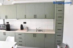 Polles Εlies Cozy Αpartment - Image 3