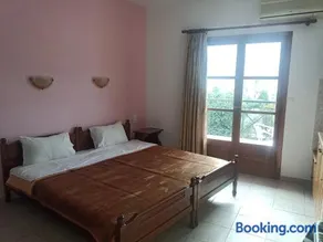 skiathos studios HL - Image 1