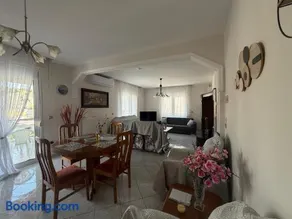 Grandpas house - Image 3