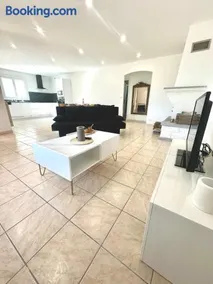 Villa Camargue - Image 3
