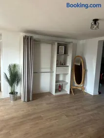 Chez Nadia - Image 2