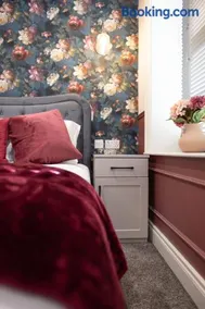 Boutique Stays at 56 - Image 5