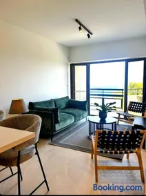 Pigeon Beach Hotel Apartments - Image 4