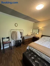 Richmond Cozy Room - Image 2