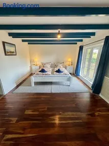 Casale adatto alle famiglie con giardino, sauna e barbecue | Vista sul giardino - Image 3
