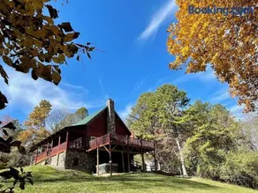 Breath of Heaven Cabin- Hot Tub, Deck, Pond, PETS - Image 3