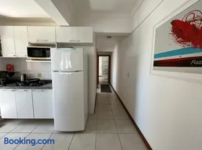 Apartamento espaçoso 2 quartos a 200 m da praia - Image 4